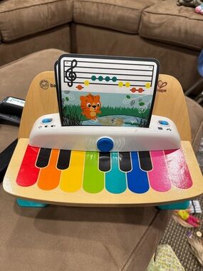 Hape Kids Rainbow Keyboard Piano - Multicolor